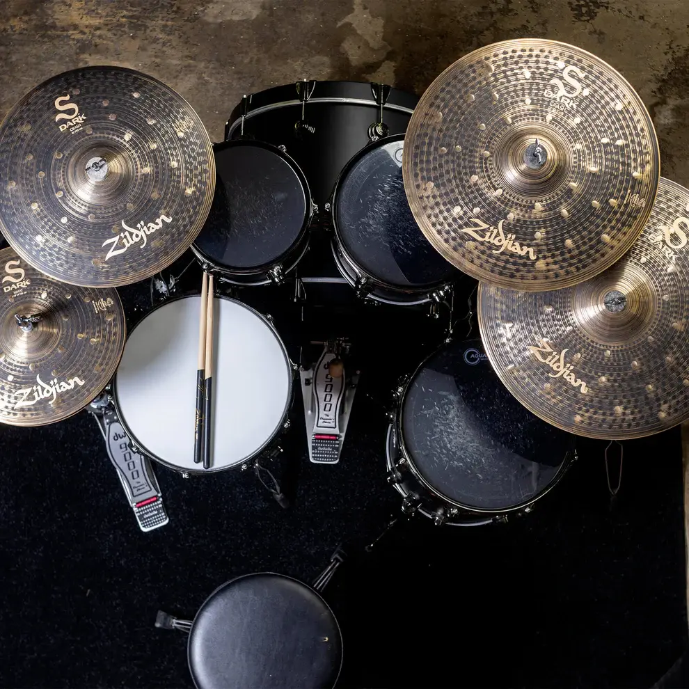 S-Dark-Cymbal-Pack-Lifestyle-Image-2.webp